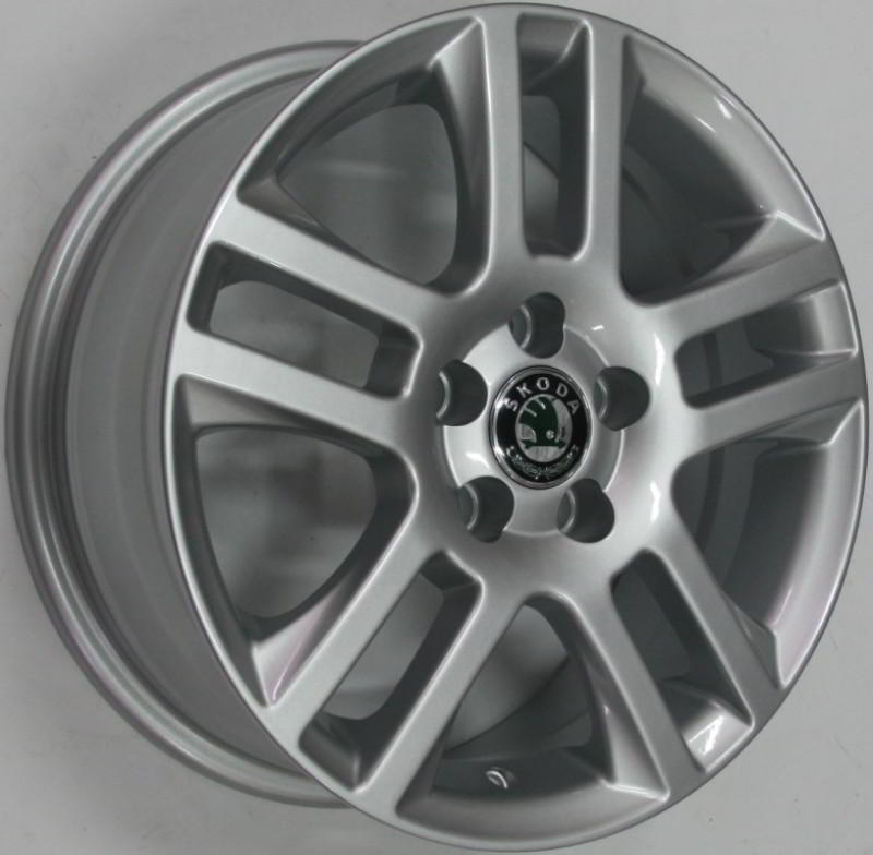Литой колесный диск Skoda Replica SK180 6,0x15 5x112 ET47 D57,1